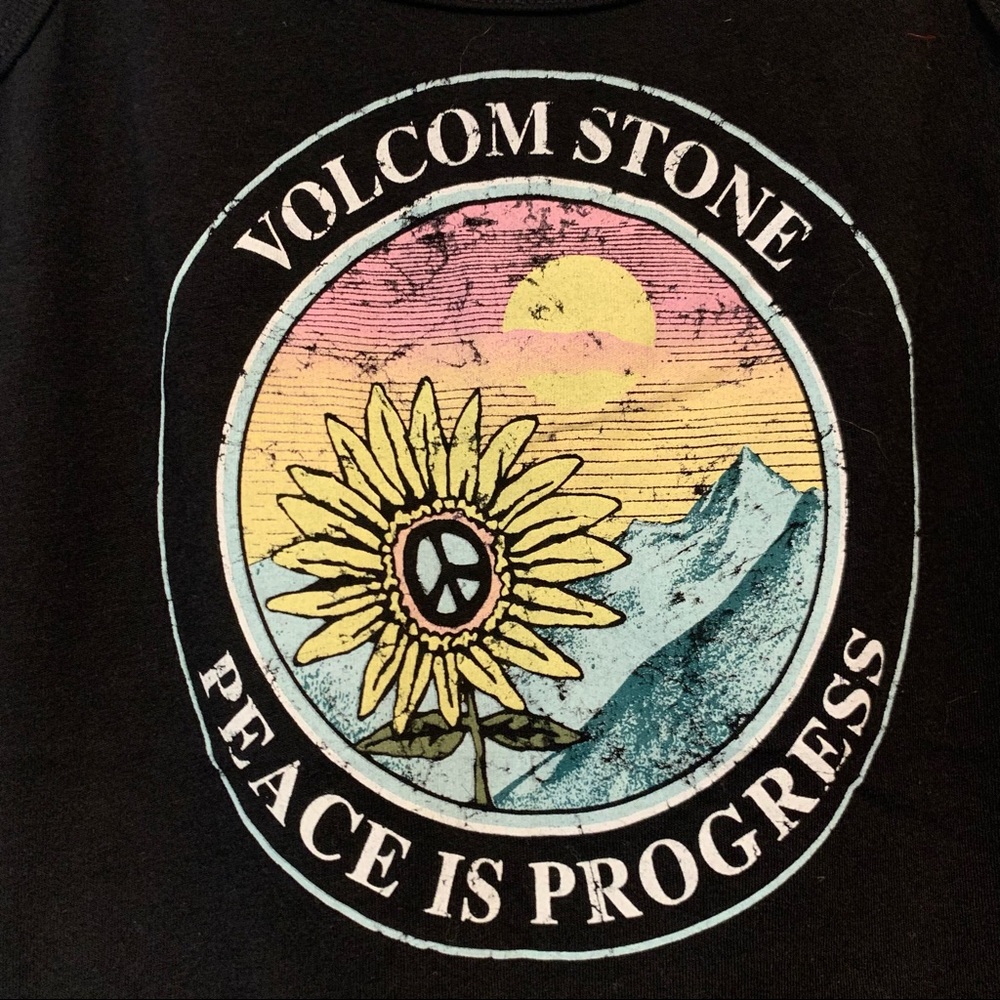 Volcom | Graphic Tank Top - Picture 3 of 9